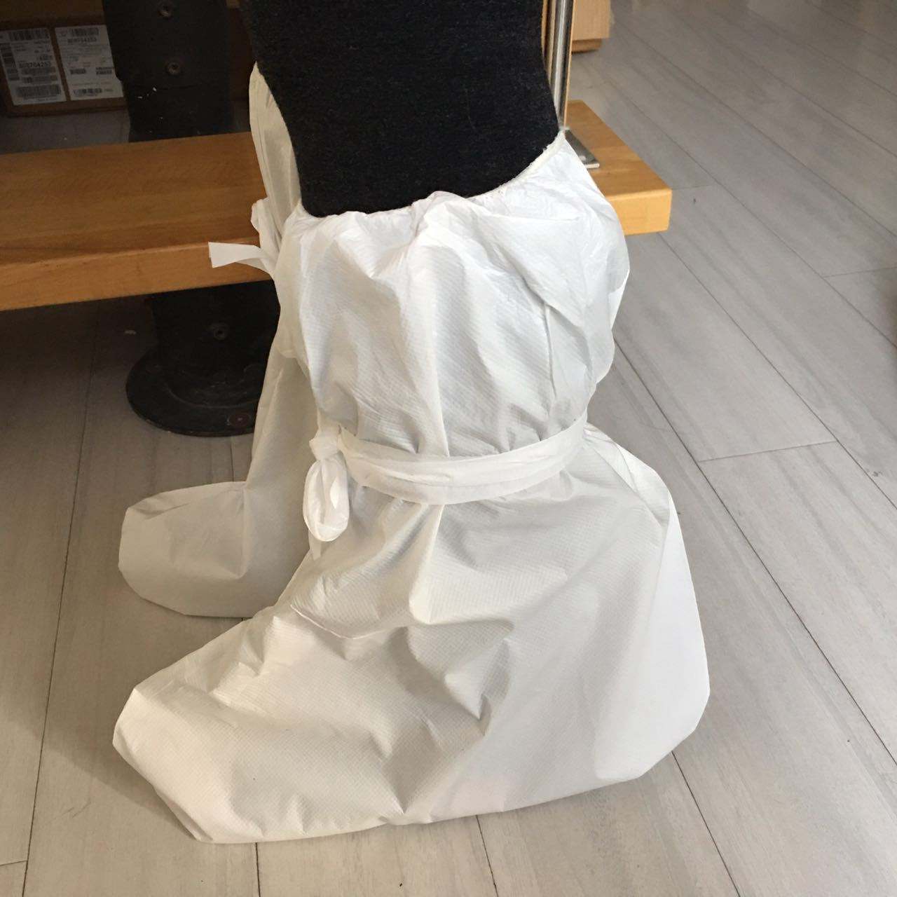 Disposable isolation shoe cover